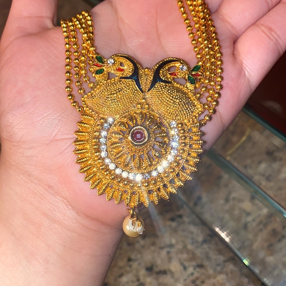 Jewelry - Picture 4 of 4